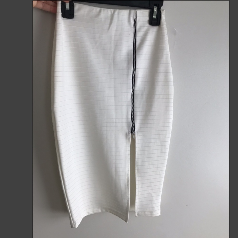 Pencil skirt